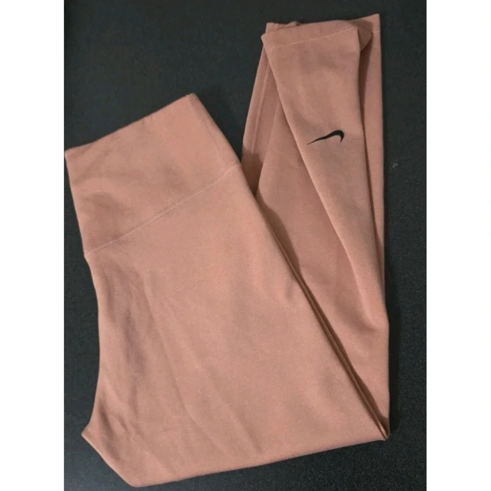Nike One Dri-Fit Women S Dusty Peach Mid-Rise Crop Leggings Yoga Active Pant EUC
